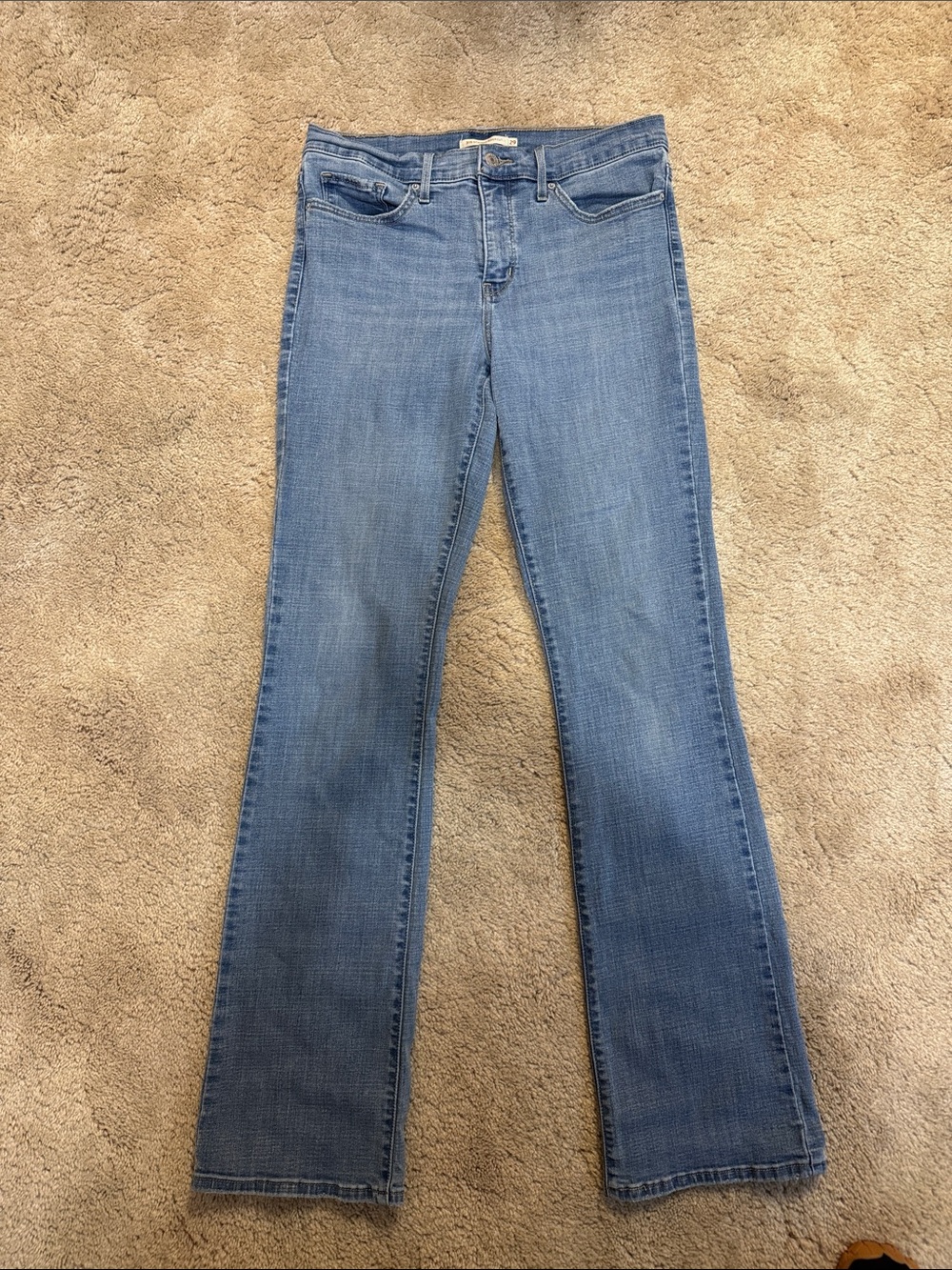 Levi’s 315 shaping bootcut jeans